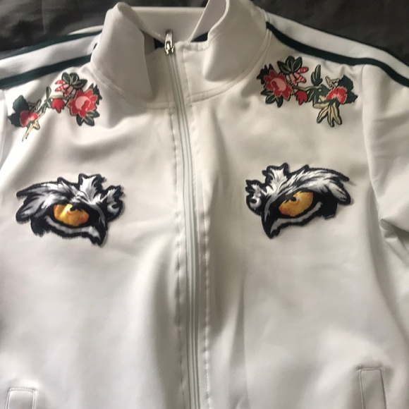 Tracksuit - Picture 5 of 7